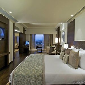 Queen Suite
